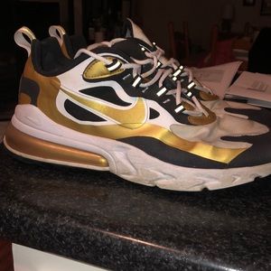 Nike Air Max 270 React